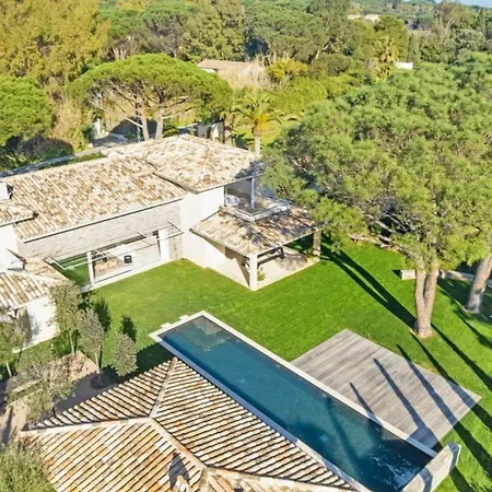 De Luxe Canisses Villa Saint-Tropez