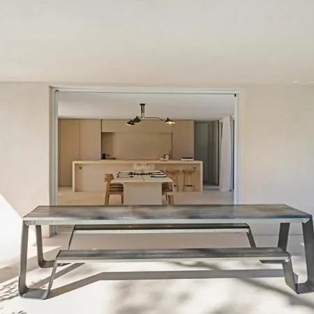 De Luxe Canisses Villa *